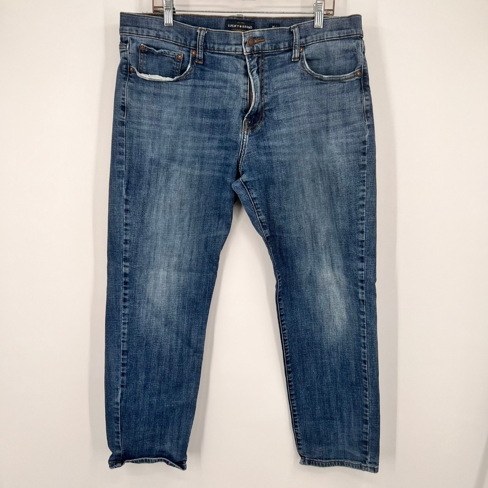 Lucky Brand 221 Straight Leg Jeans‎ Mens 38x30 Medium Wash Blue Denim 1410